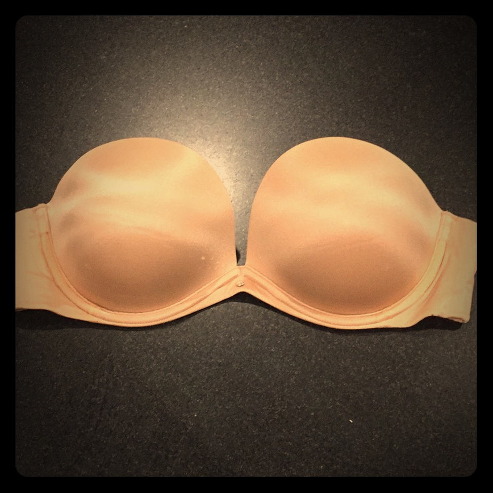 Strapless nude bra